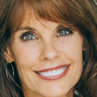 Alexandra Paul Alaston