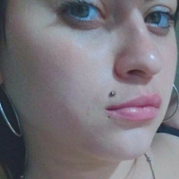 Algo De Ella Alaston