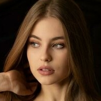 Aliceinadultland Alaston