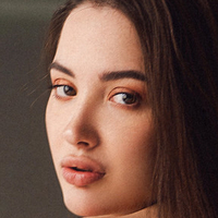 Alina Gorohova Alaston