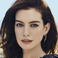 Anne Hathaway Alaston