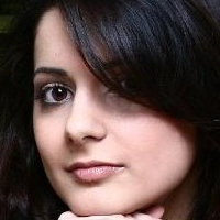 AnnieFuchsia Alaston