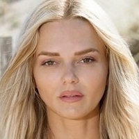 Anouchka Lou Alaston