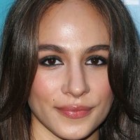 Aurora Perrineau Alaston
