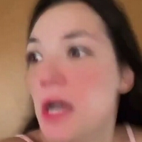 Bia Napolitano Alaston