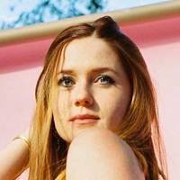 Bonnie Wright Alaston