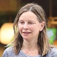 Calista Flockhart Alaston