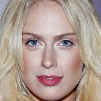 CariDee English Alaston