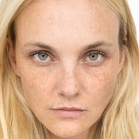 Caroline Trentini Alaston