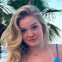 Chiara Tews Alaston