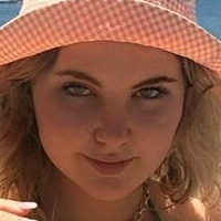 chlobailley Alaston
