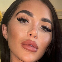 chloebrockett Alaston