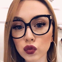 classylola Alaston