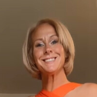 Dina Brown Alaston