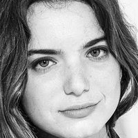 Dylan Gelula Alaston
