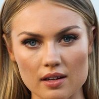 Elyse Knowles Alaston