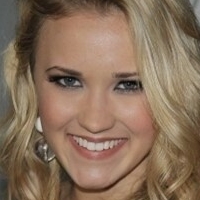 Emily Osment - Fakes Alaston