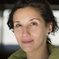 Eszter Bánfalvi Alaston