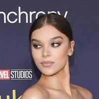 Hailee Steinfeld Alaston