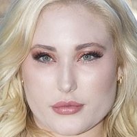 Hayley Hasselhoff Alaston