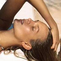 Josephine Skriver Alaston