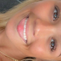 juliannapeyton Alaston