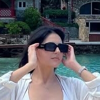 Kelly Badak Alaston