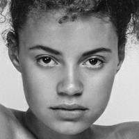 Lara_never_laura Alaston