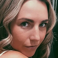Lauren Roy Alaston