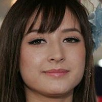Leah Dizon Alaston