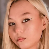 LeenyLips Alaston
