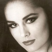 Leslie Glass Alaston