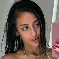 lovely_valentinaa Alaston