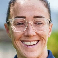 Lucy Bronze Alaston