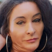 Mature Celine Alaston