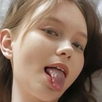 Mia_mia_white Alaston