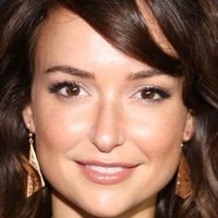 Milana Vayntrub Alaston