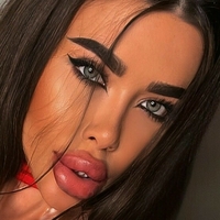 miss_valeriaberry Alaston