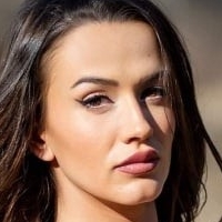 missdeniz Alaston