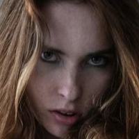 Model Red Alaston