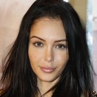Nabilla Benattia Alaston