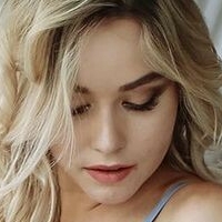 neon__angel Alaston