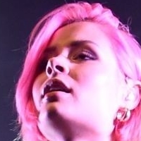 Nina Nesbitt Alaston