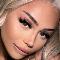 NinaaNicolette Alaston