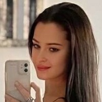 oficialjulianaaherrera Alaston