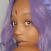 Queenbeezhive Alaston