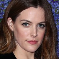 Riley Keough Alaston