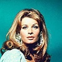 Senta Berger Alaston