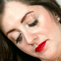 Sexykosmetikerin Alaston