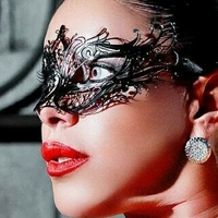 soniaeyes Alaston